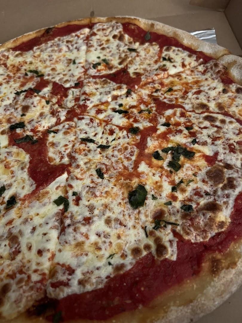 Lo Chiatto's Pizzeria Menu image 7